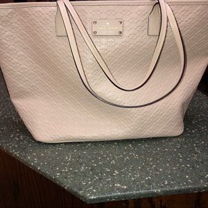 New authentic Kate spade penn place embossed tote
